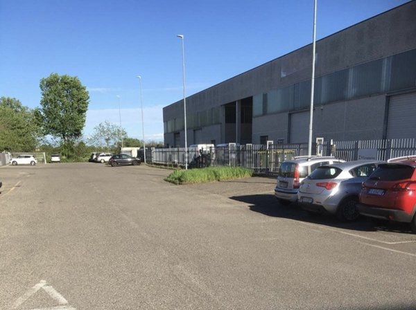 capannone in affitto a Podenzano