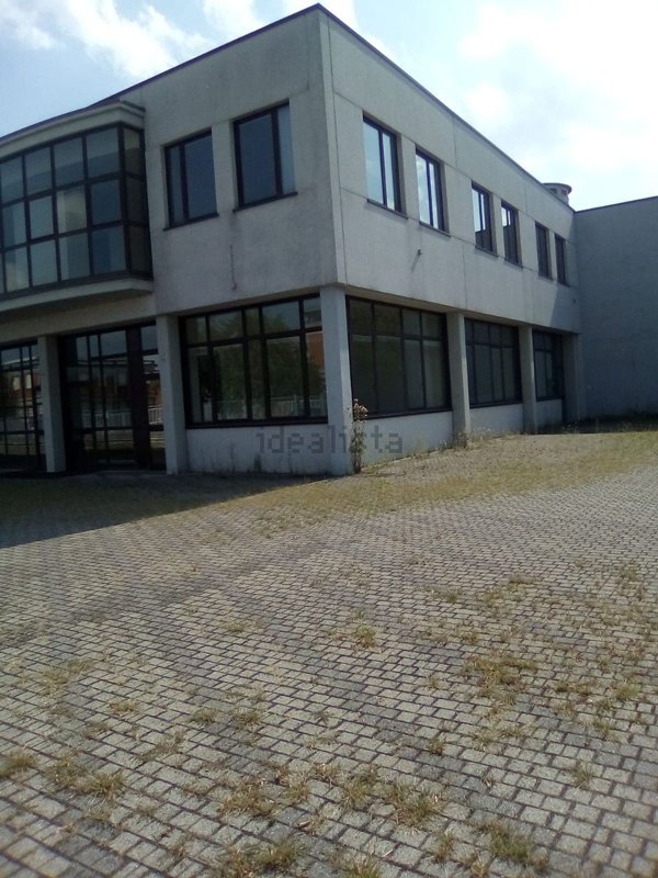 ufficio in affitto a Podenzano in zona Gariga
