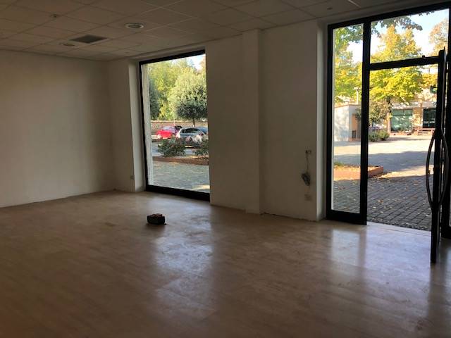 negozio in affitto a San Giorgio Piacentino