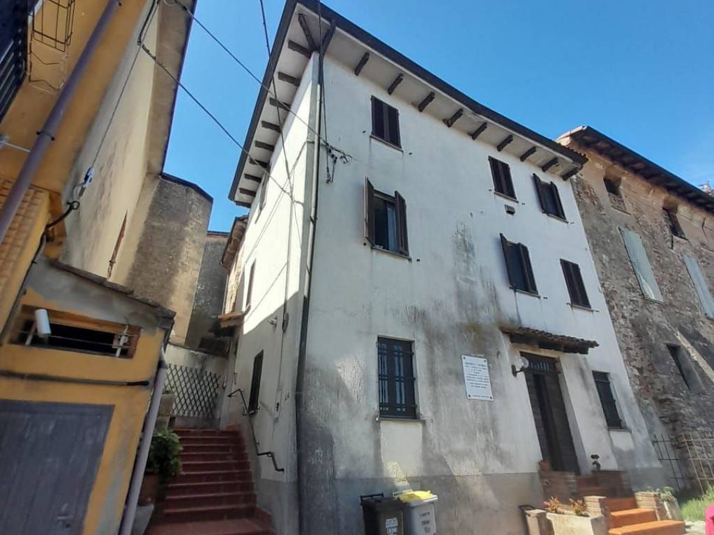 casa semindipendente in affitto a Ziano Piacentino in zona Vicobarone