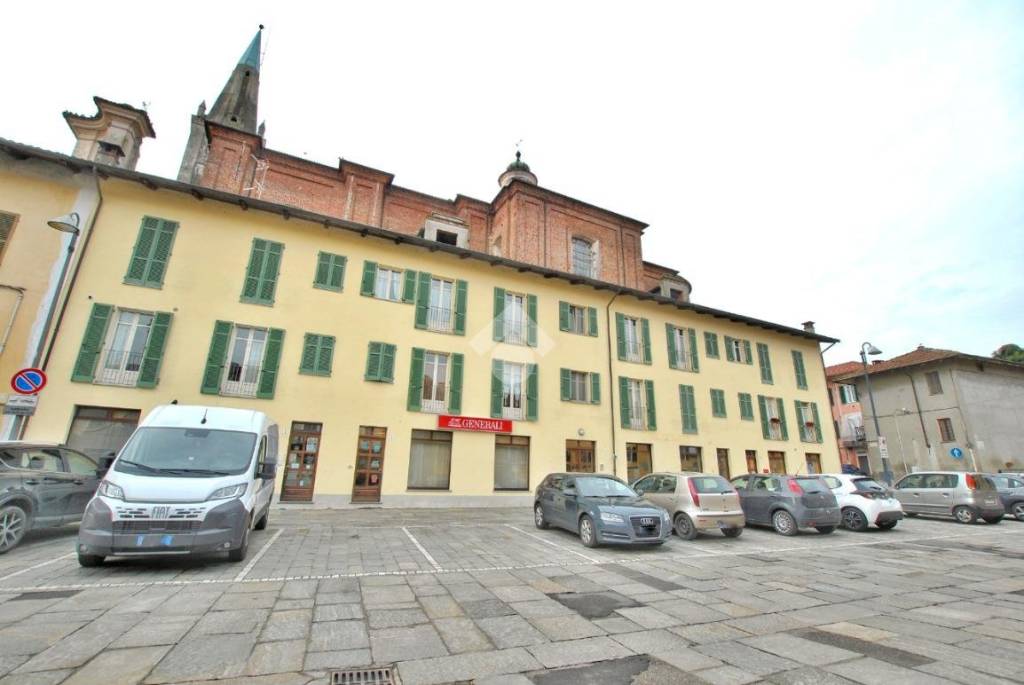 negozio in affitto a Livorno Ferraris