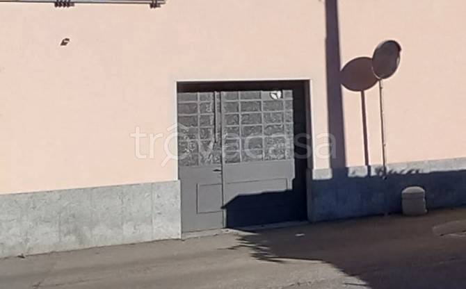 locale commerciale in affitto a Quarona