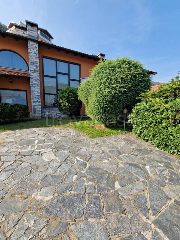 appartamento in affitto a Quarona