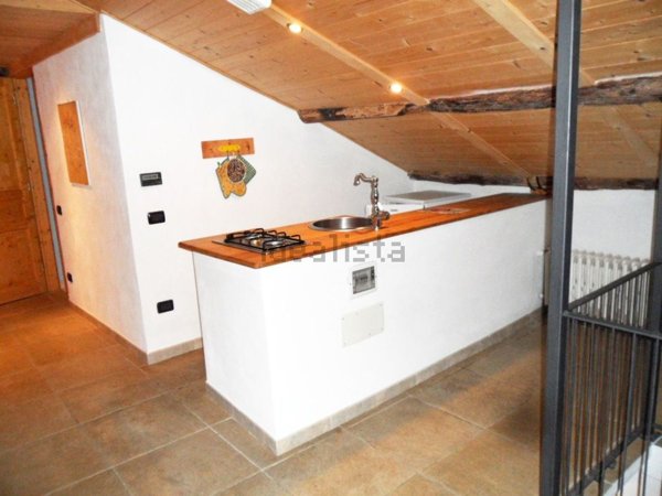 appartamento in affitto a Quarona in zona Doccio