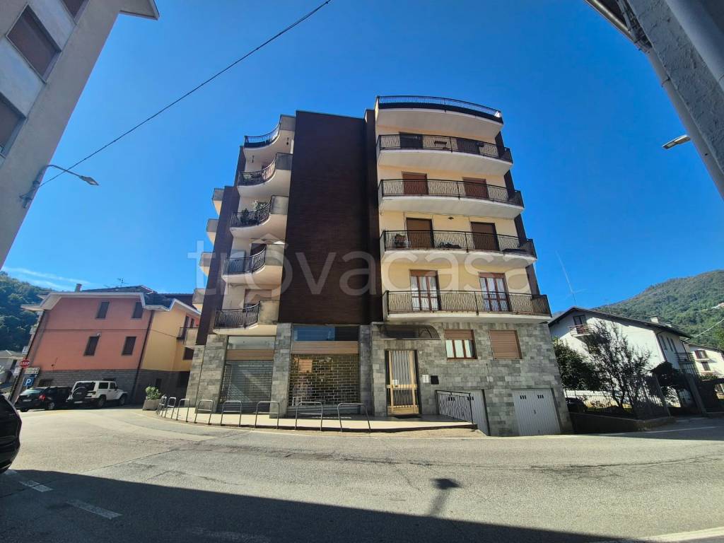 appartamento in affitto a Quarona in zona Doccio