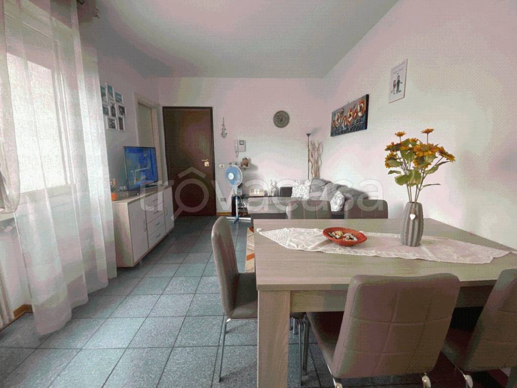 appartamento in affitto a Collecchio