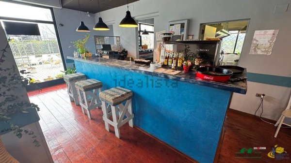 negozio in affitto a Collecchio