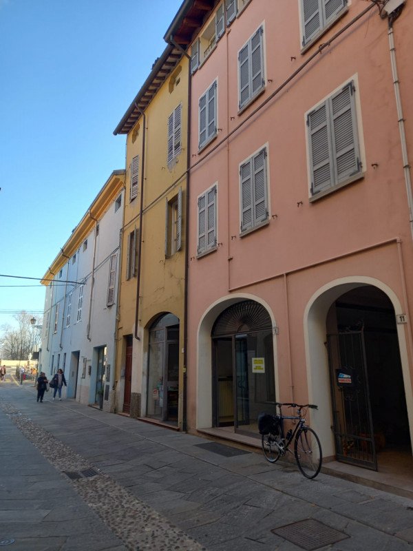 negozio in affitto a Colorno
