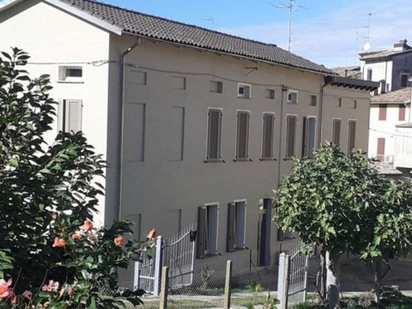 appartamento in affitto a Colorno in zona Vedole
