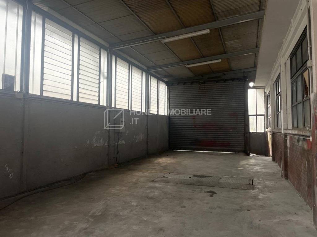 locale commerciale in affitto a Fidenza
