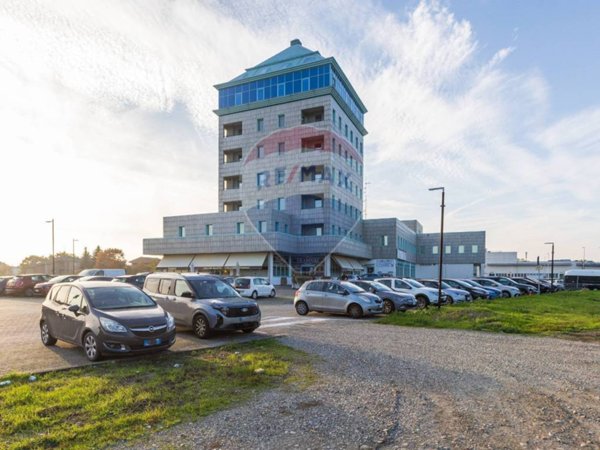 negozio in affitto a Fidenza