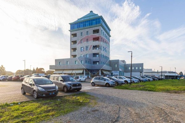 negozio in affitto a Fidenza