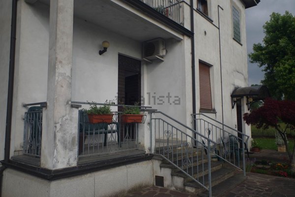 ufficio in affitto a Fidenza in zona Castione Marchesi