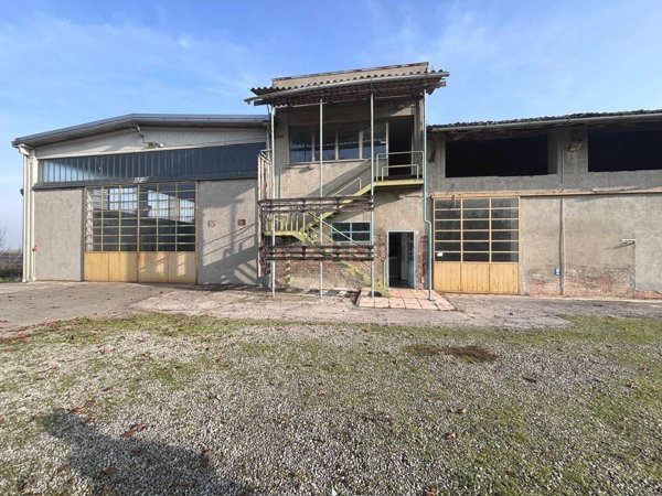 capannone in affitto a Fidenza in zona Rimale