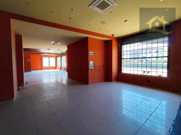 negozio in affitto a Fidenza