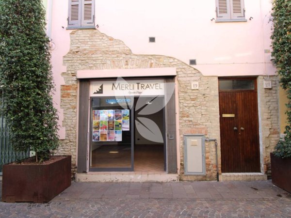 negozio in affitto a Fidenza