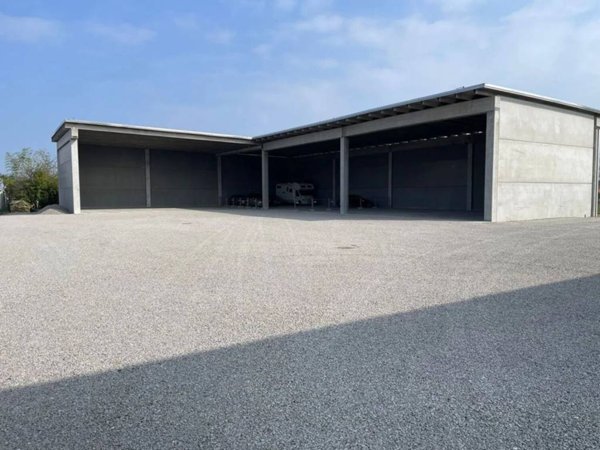 locale commerciale in affitto a Fidenza