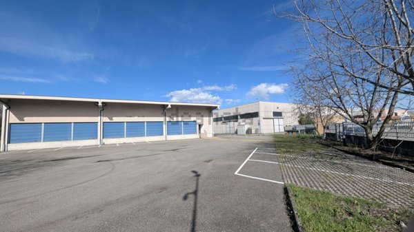 capannone in affitto a Fontevivo in zona Bianconese