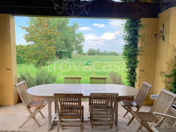 casa indipendente in affitto a Fontevivo