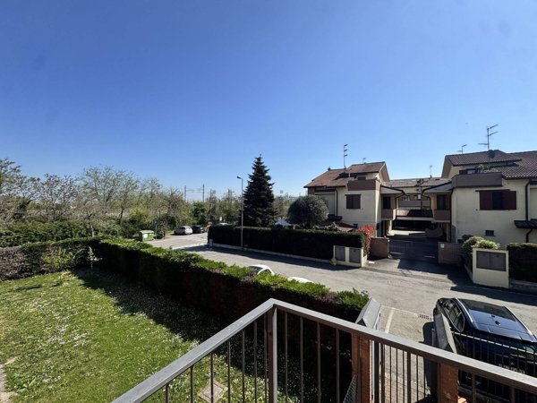 appartamento in affitto a Fontevivo in zona Ponte Taro