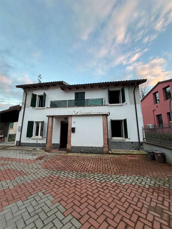 casa indipendente in affitto a Fornovo di Taro in zona Piantonia