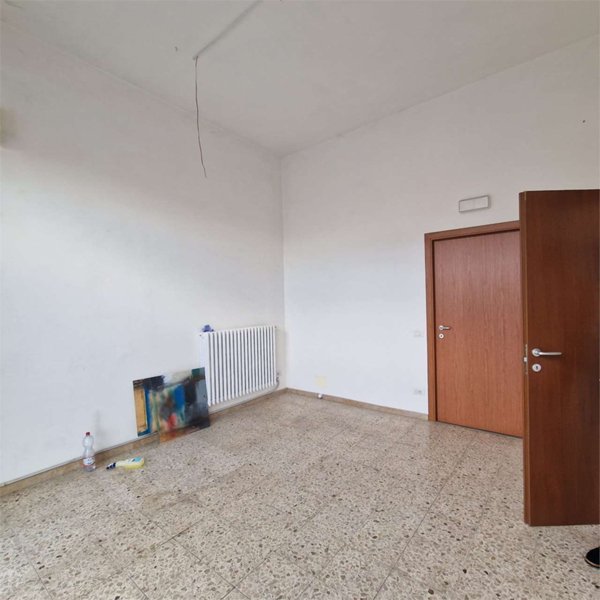 negozio in affitto a Langhirano in zona Cascinapiano