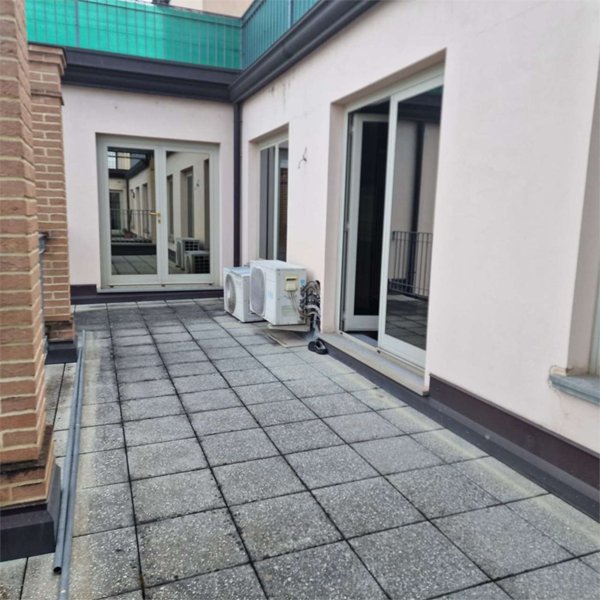 ufficio in affitto a Langhirano