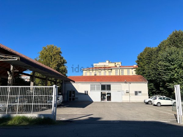 capannone in affitto a Langhirano