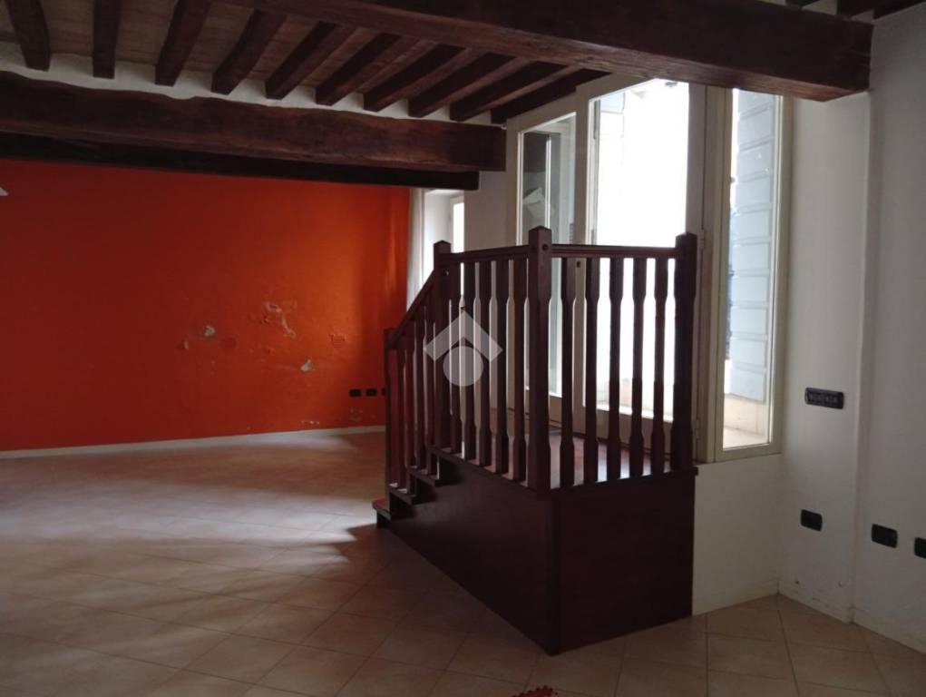 ufficio in affitto a Langhirano