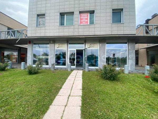 negozio in affitto a Medesano