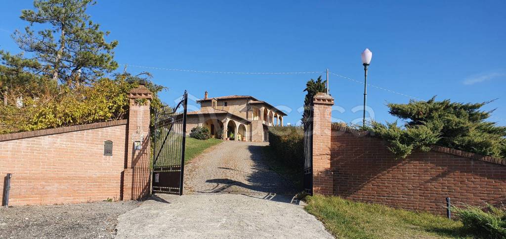 casa indipendente in affitto a Medesano in zona Ramiola