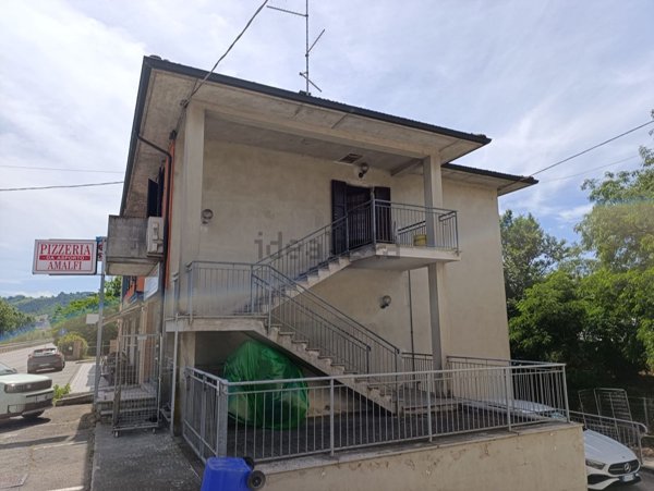 appartamento in affitto a Medesano in zona Ramiola