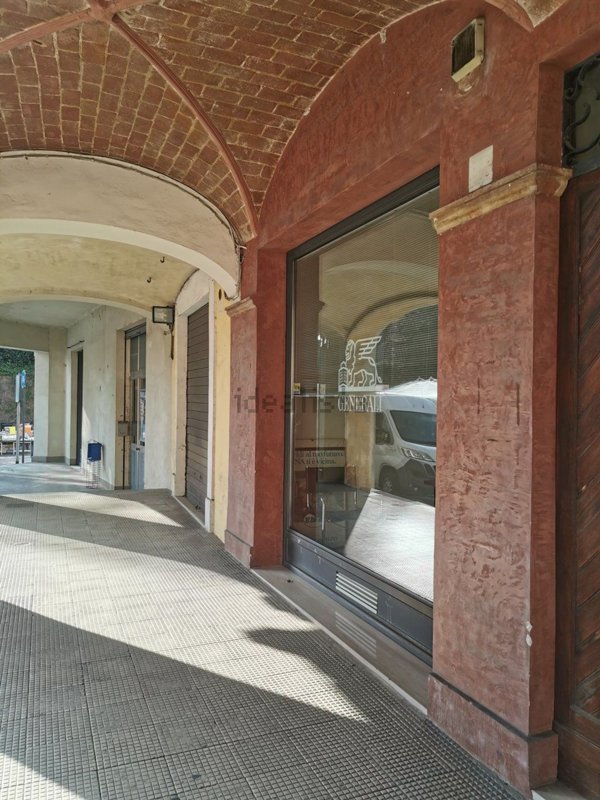 negozio in affitto a Noceto