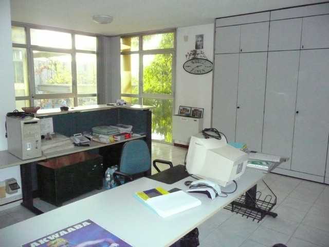 ufficio in affitto a Noceto in zona Ponte Taro