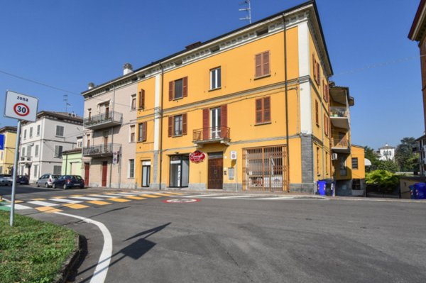 negozio in affitto a Noceto in zona Borghetto