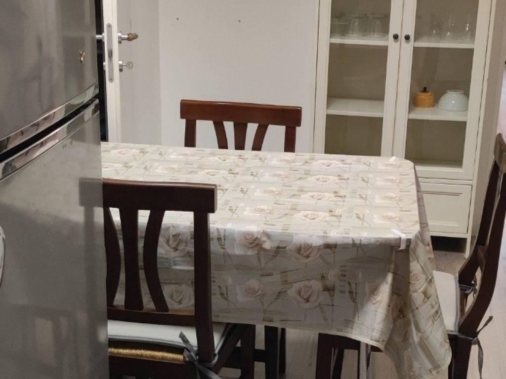 appartamento in affitto a Noceto in zona Ponte Taro