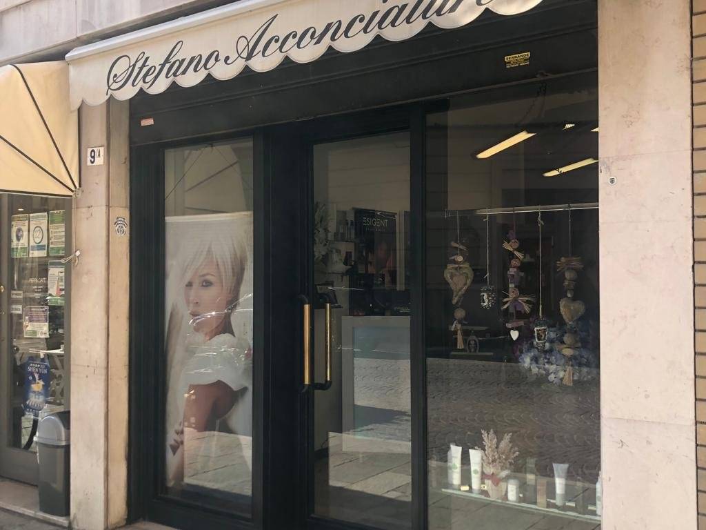 negozio in vendita a Parma in zona Centro Storico
