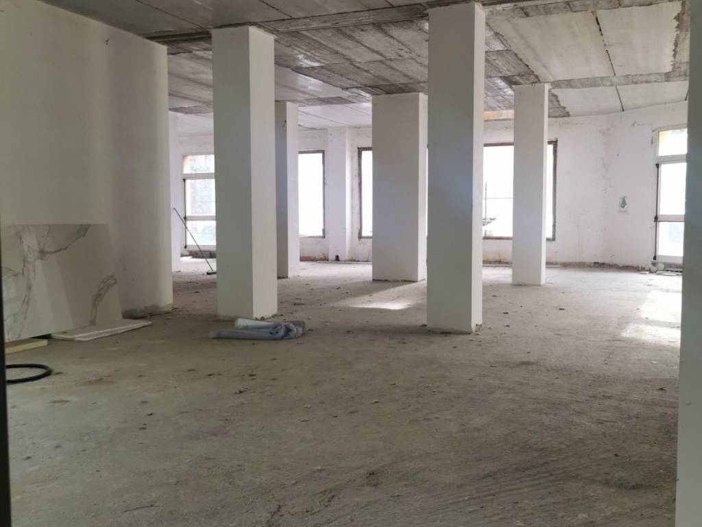 negozio in vendita a Parma in zona Centro Storico