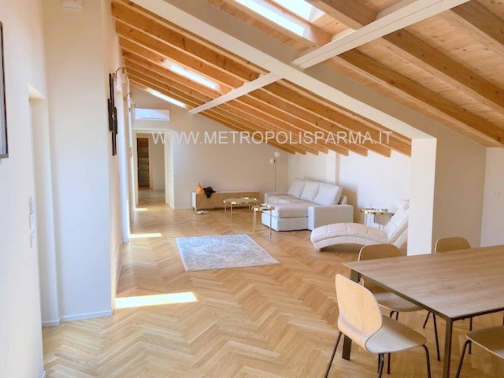 appartamento in affitto a Parma in zona Centro Storico