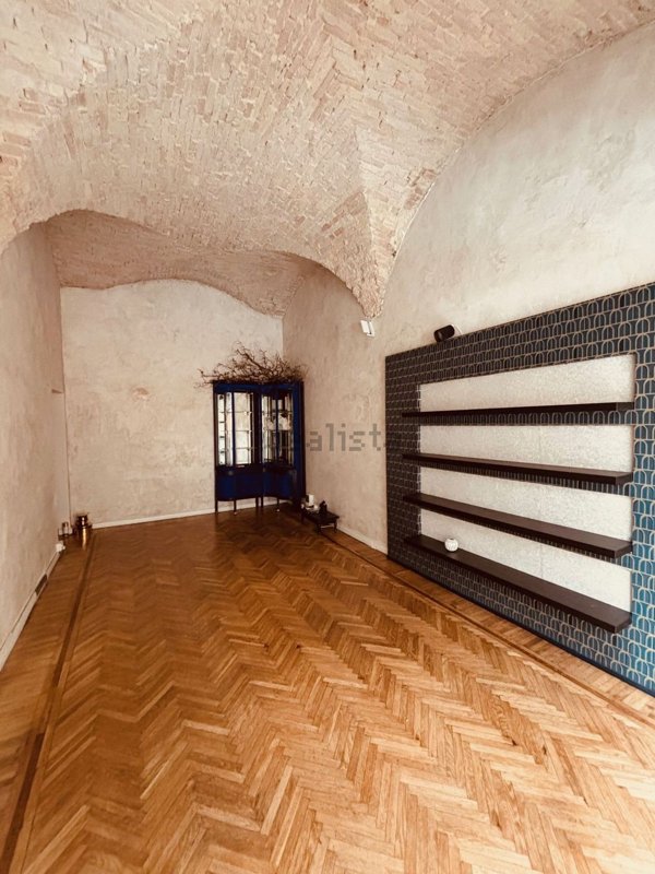 negozio in affitto a Parma