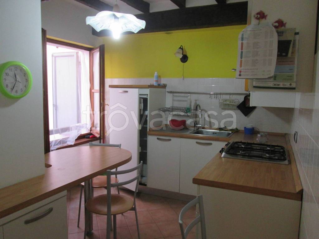 appartamento in affitto a Parma in zona Oltretorrente