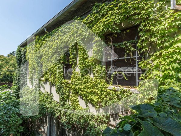 negozio in affitto a Parma in zona San Martino / Paradigna