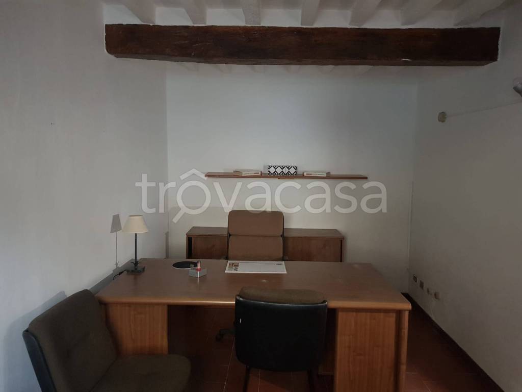 ufficio in affitto a Parma in zona Oltretorrente