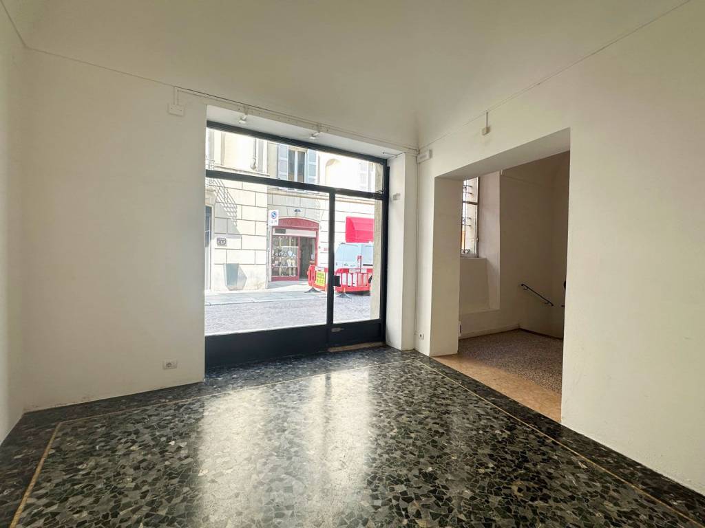 negozio in affitto a Parma in zona Centro Storico