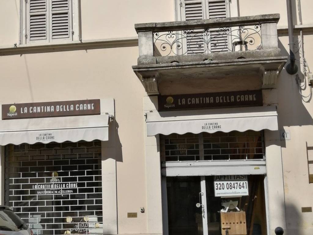 negozio in affitto a Parma