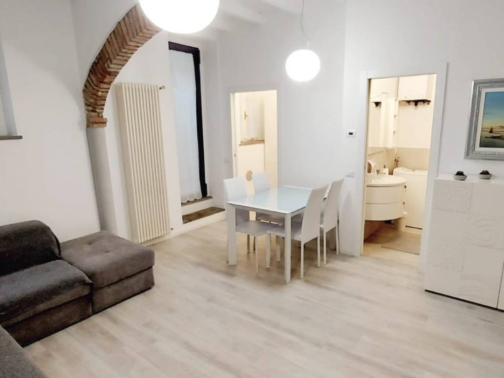 appartamento in affitto a Parma in zona Centro Storico