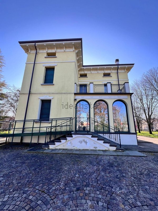 casa indipendente in affitto a Parma in zona Lubiana