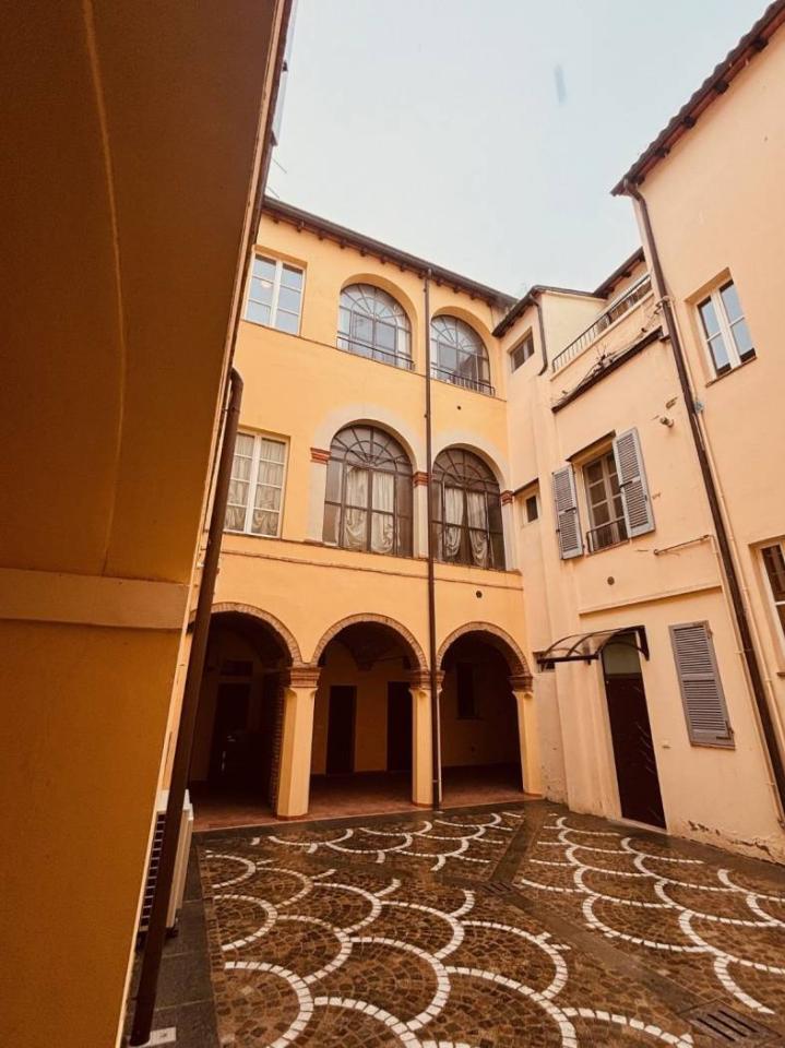 appartamento in affitto a Parma in zona Oltretorrente