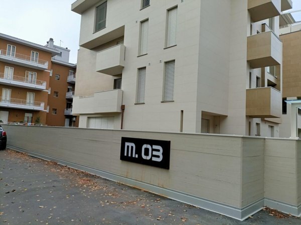 negozio in affitto a Parma in zona Molinetto