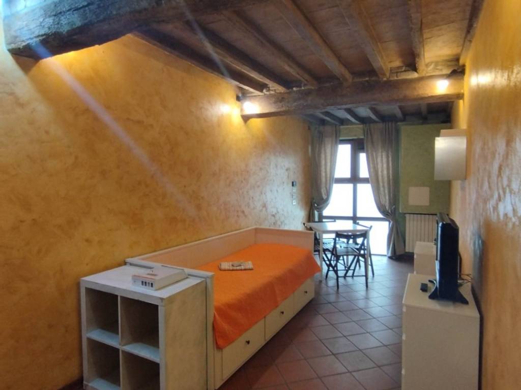 appartamento in affitto a Parma in zona Centro Storico